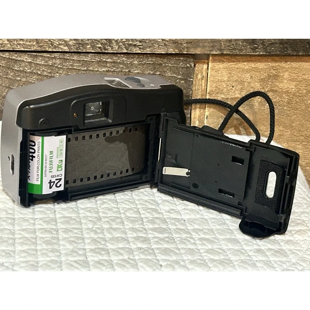 Olympus Infinity XB AF 35mm Film Camera with Autofocus Works